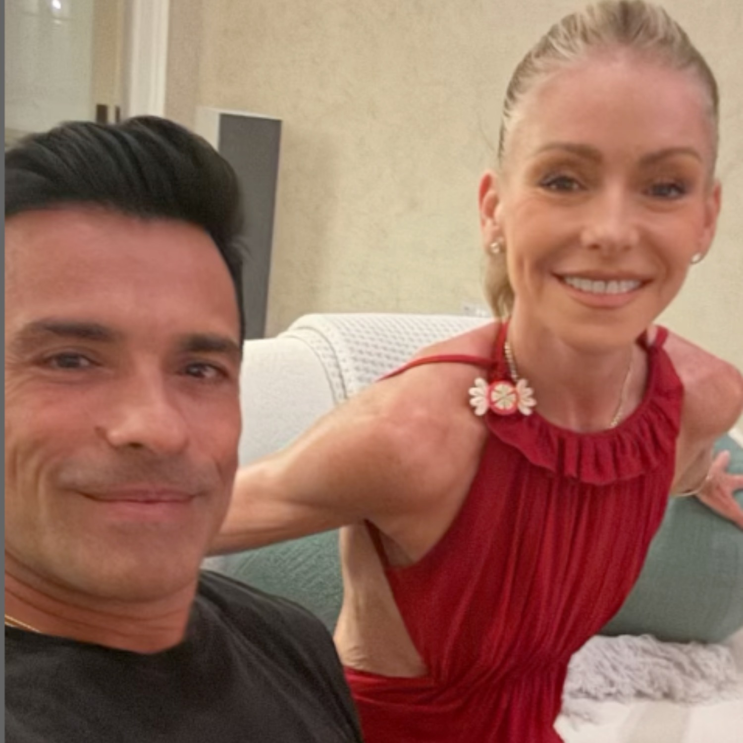 Kelly Ripa and Mark Consuelos announce shocking news about their daughter: “She’ll be the first in the family to get married”