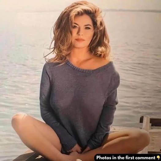HT10. Shania Twain’s Photos That Are lnappropriate….